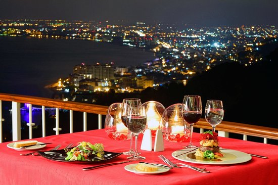 Private romantic dinner with ocean view in Puerto Vallarta