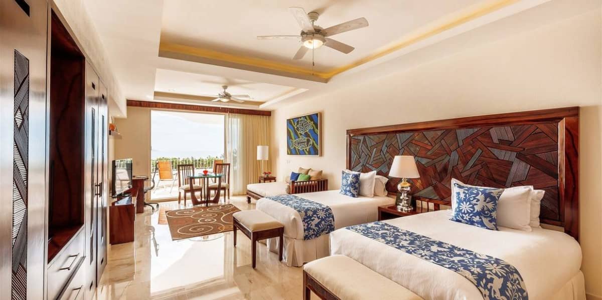 Junior Suite with ocean view